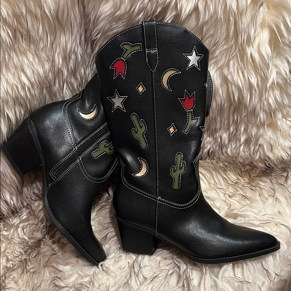 Black Western Embroidered Cowboy Boots cowgirl